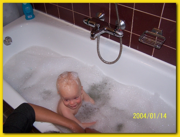 599x448 pixels (217K)